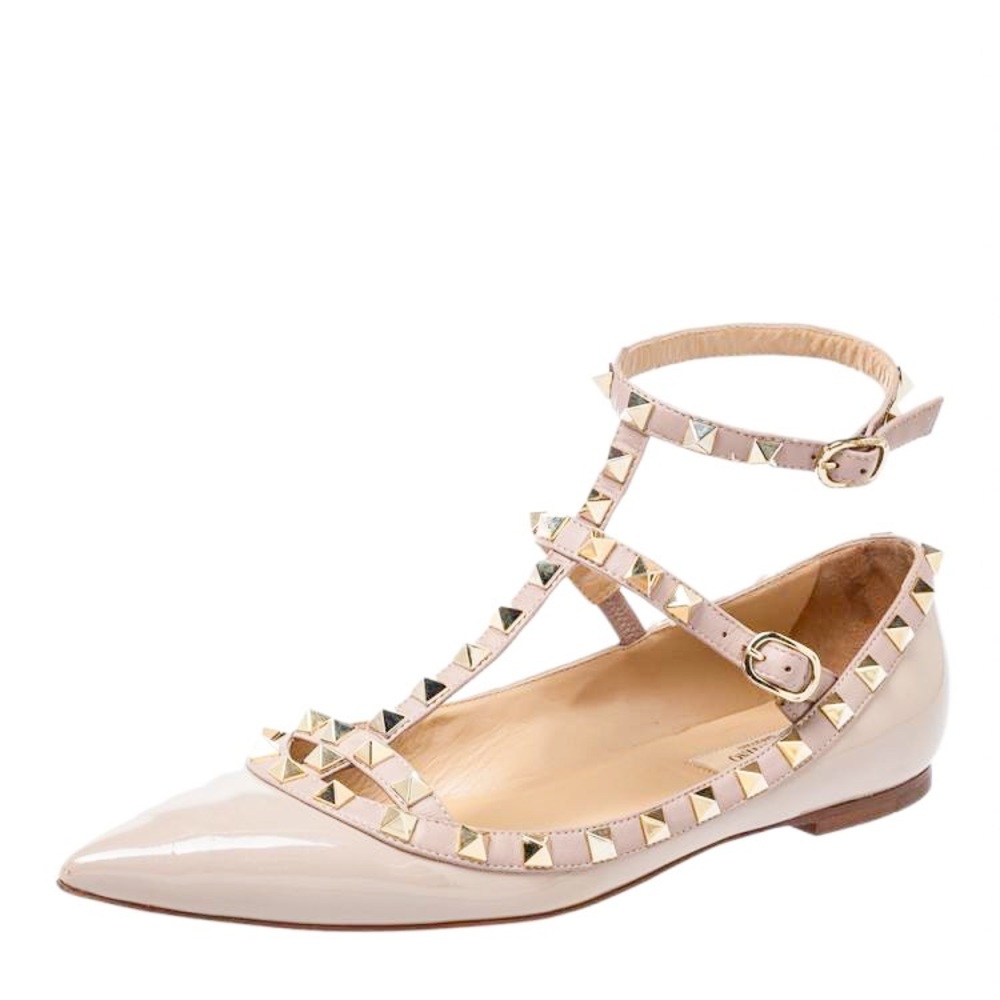 Valentino Garavani Rockstud Patent Leather Pointed Toe Flats in Nude